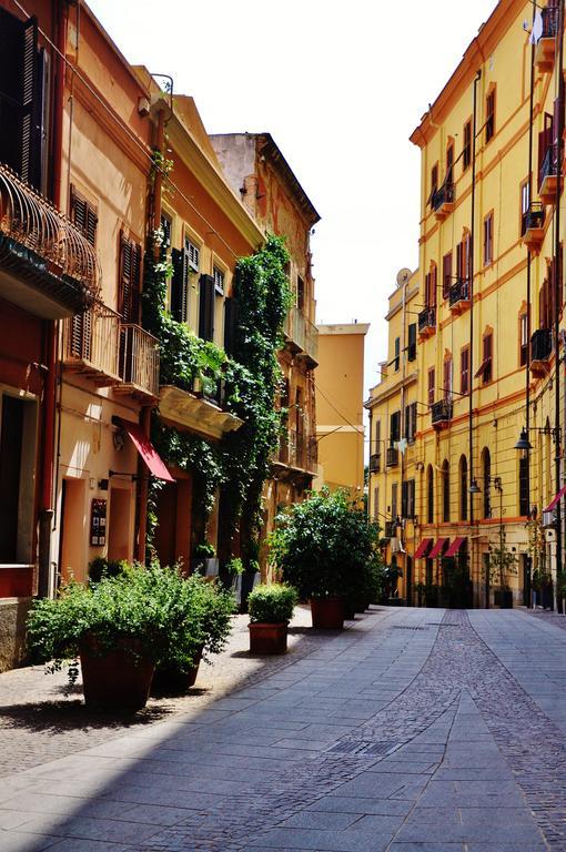 Suite Via Sulis 61 Cagliari Exterior foto